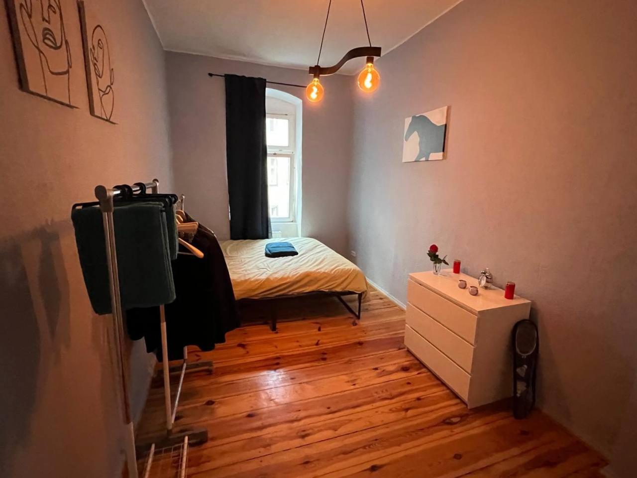 Stylish 2-Room Apartment With Balcony Next To East Side Gallery 베를린 외부 사진