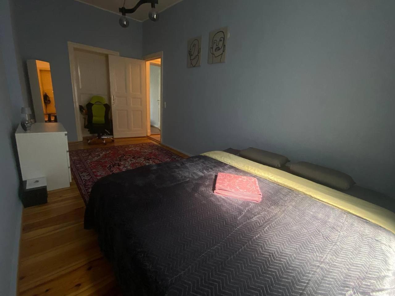 Stylish 2-Room Apartment With Balcony Next To East Side Gallery 베를린 외부 사진