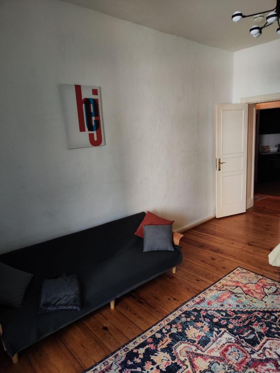 Stylish 2-Room Apartment With Balcony Next To East Side Gallery 베를린 외부 사진